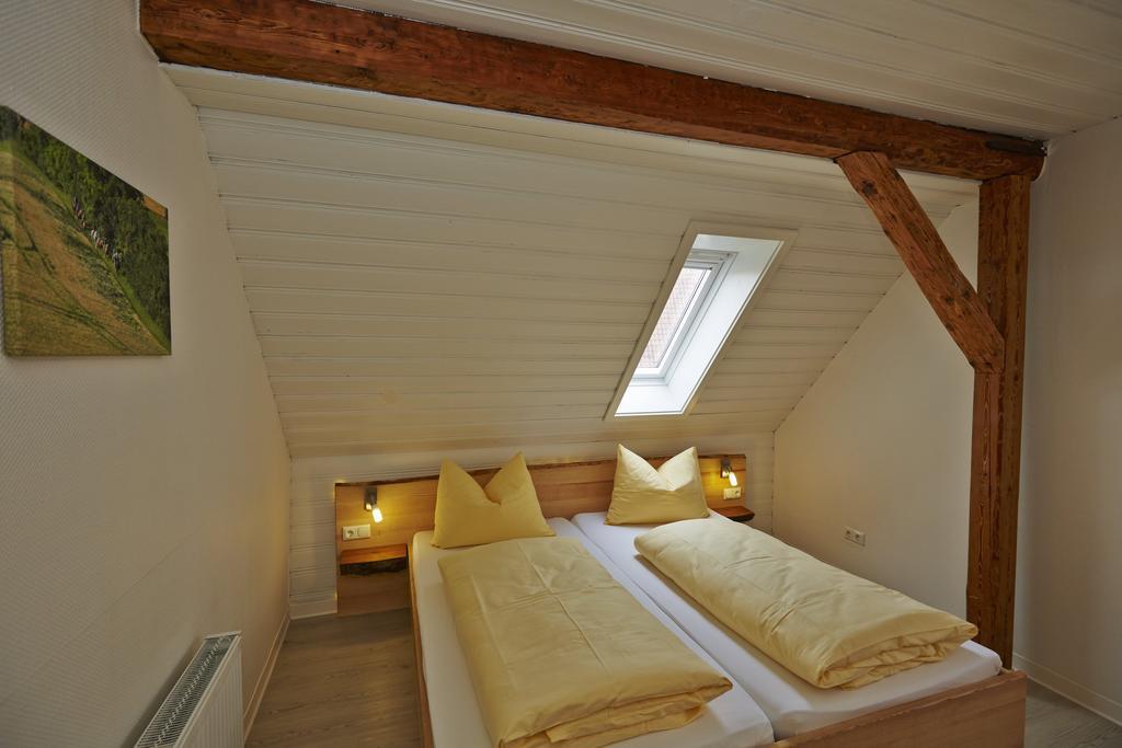 Igersheim Urlaubsreiterhof Trunk 아파트 객실 사진