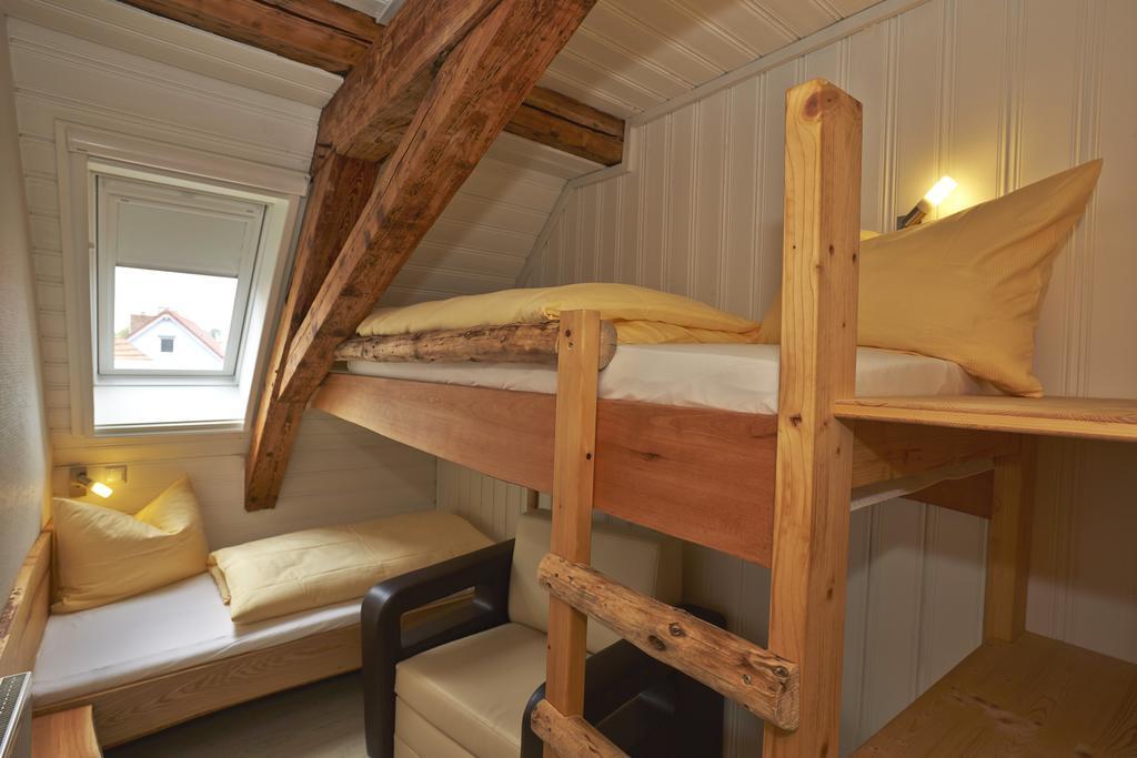 Igersheim Urlaubsreiterhof Trunk 아파트 객실 사진