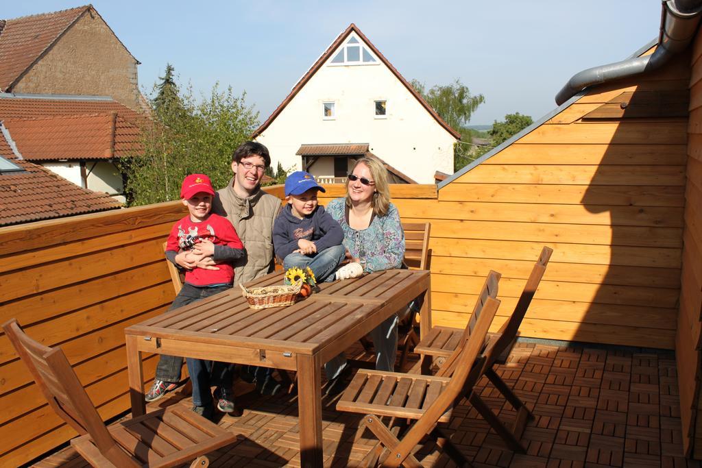Igersheim Urlaubsreiterhof Trunk 아파트 객실 사진