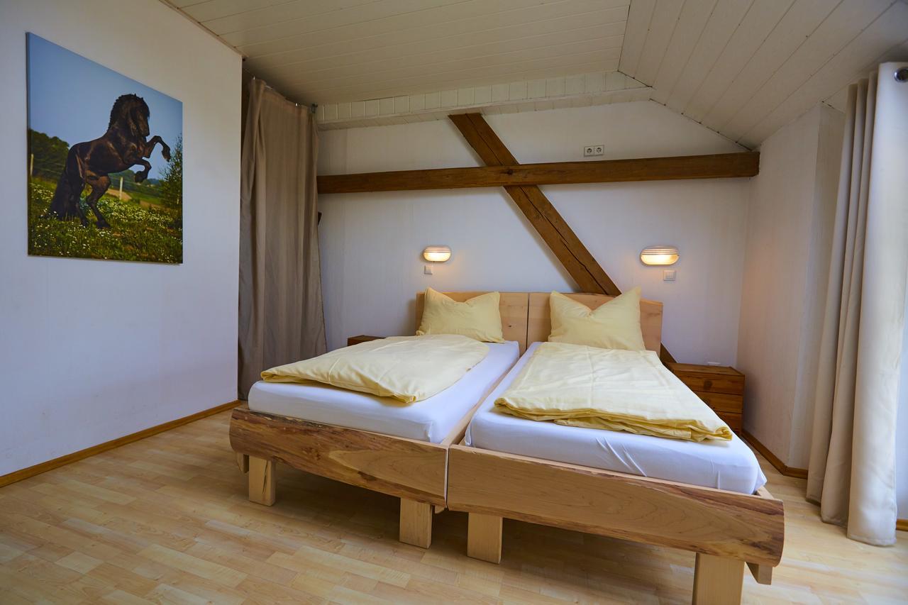 Igersheim Urlaubsreiterhof Trunk 아파트 외부 사진